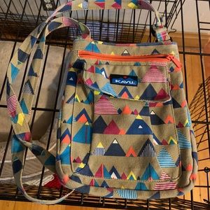 Kavu cross body bag